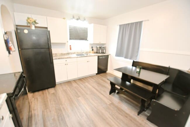 Photo - 3 bedroom home located 1 mile from the University of Notre Dame