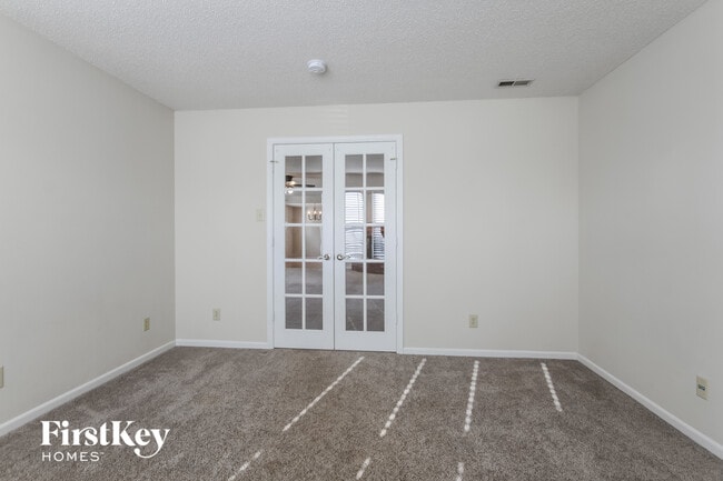 Photo - 9192 Huntleigh Cir