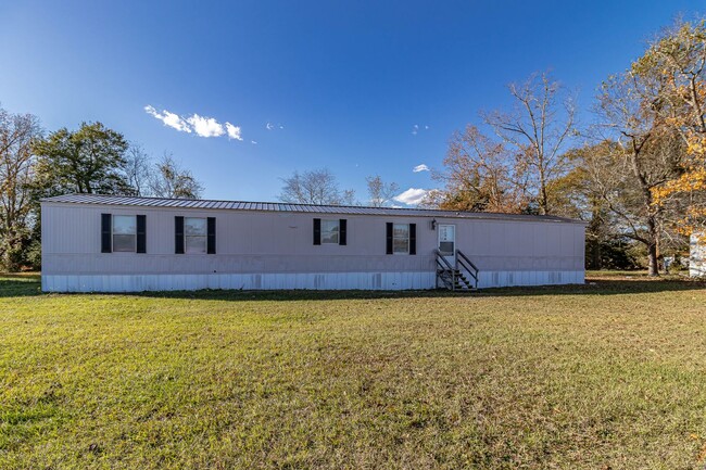 WELCOME HOME! 3 Bedroom, 2 Bathroom Mobile... - WELCOME HOME! 3 Bedroom, 2 Bathroom Mobile...