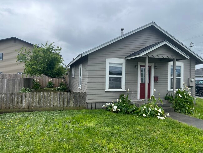 Photo - 1566 Newburg Rd