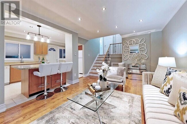 Photo - 65 Holcolm Rd