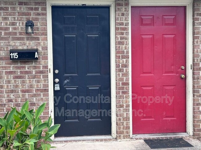 Photo - 115 Cox Ave