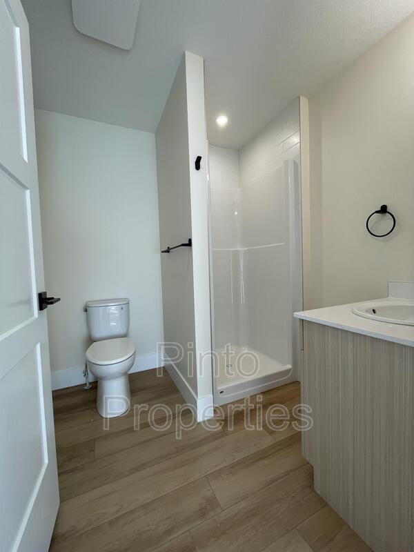 Photo - 8715-8110 110 St NW