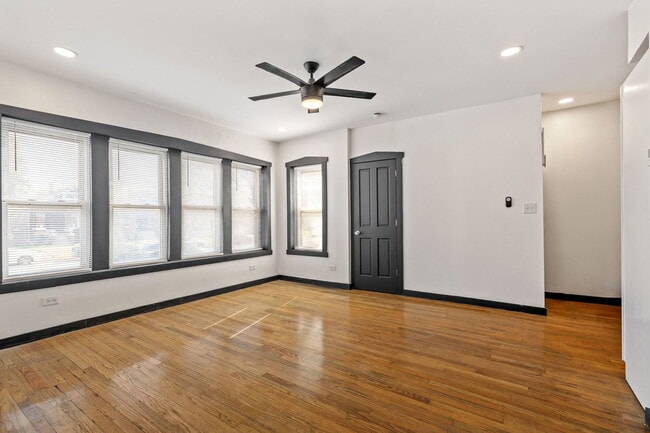 Photo - 7202 S Indiana Ave Unit 1F