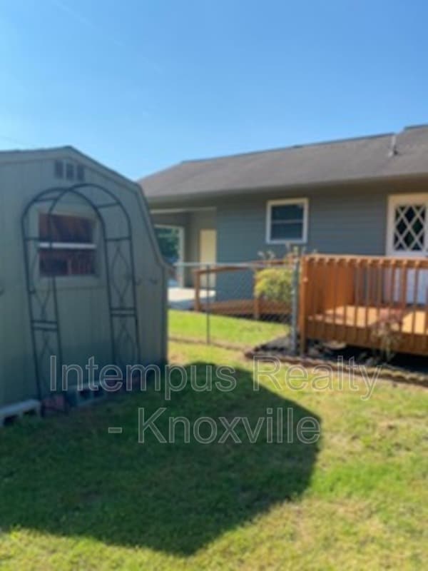 Photo - 6517 Bay Cir Dr