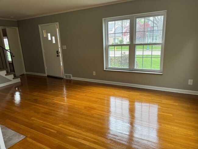 Photo - 3 Bedroom 1.5 bathroom Single Family Home, Upper Arlington Schools