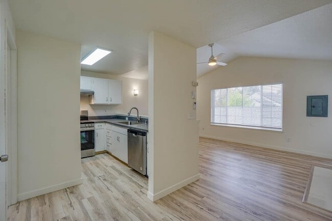 Photo - Park Crest Townhomes