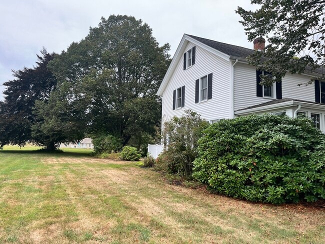 Photo - 507 Stonington Rd