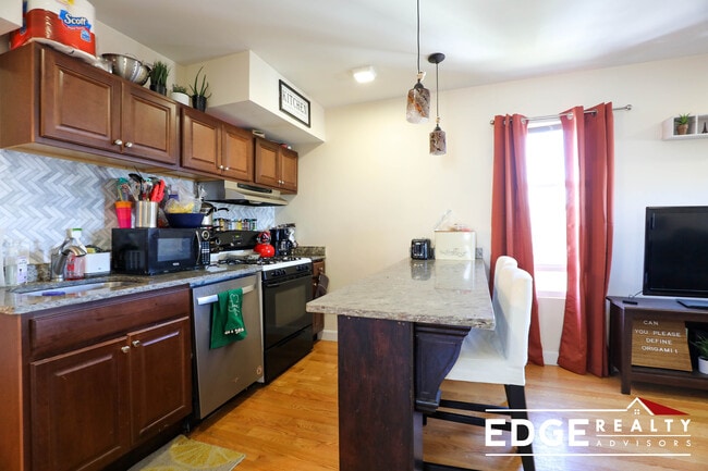 Photo - 23 Weitz St Unit 3