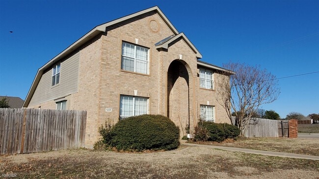 Photo - 4 br, 3.5 bath House - 1229 Tralee Lane