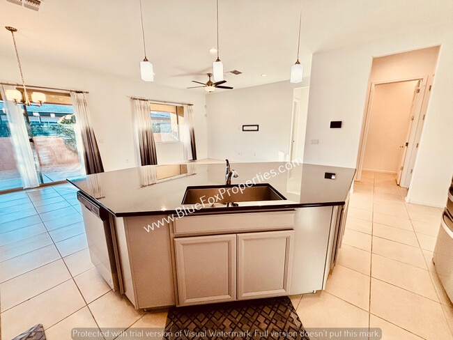 Photo - 198 E Woolystar Ct