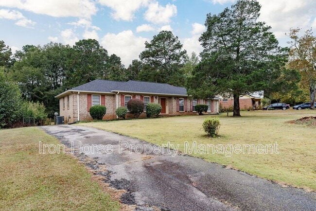 Photo - 160 Jockey Club Dr