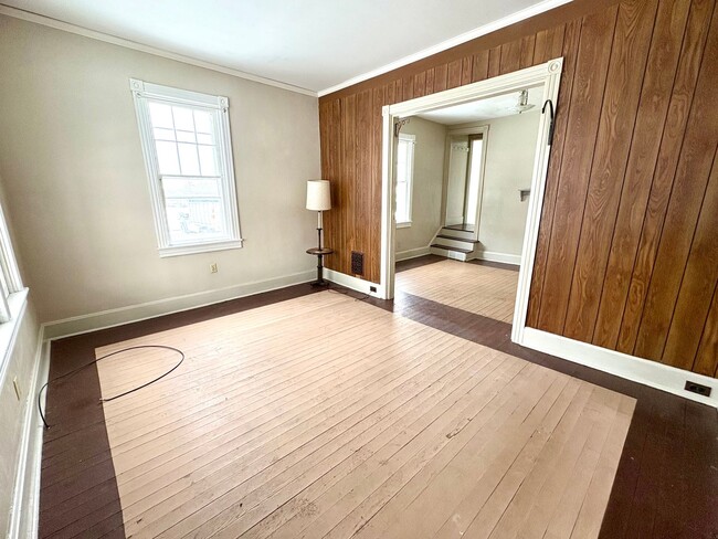 Photo - 3 Bedroom 1.5 Bathroom in Elizabethtown!