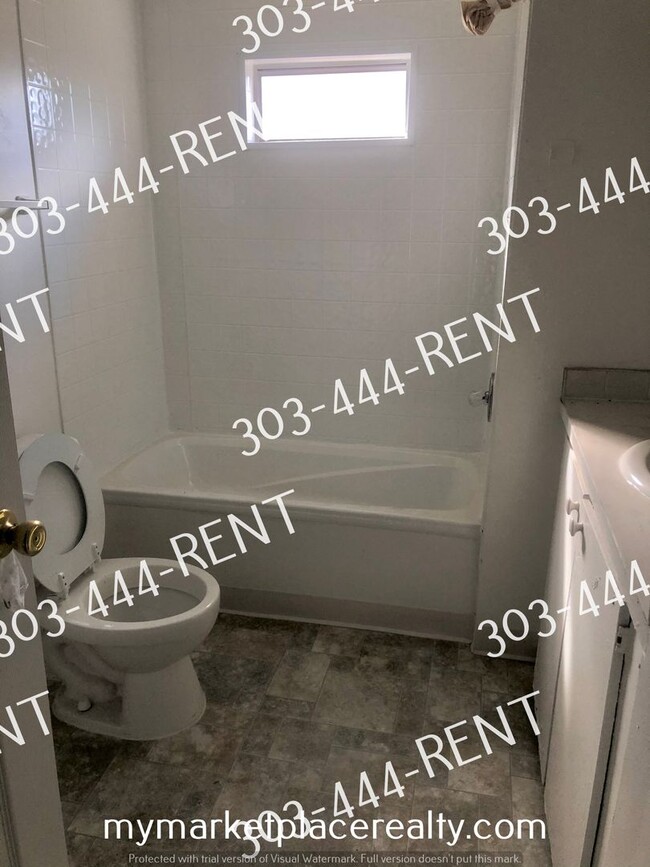 Photo - 3 Bedroom 2 Bath in Federal Heights