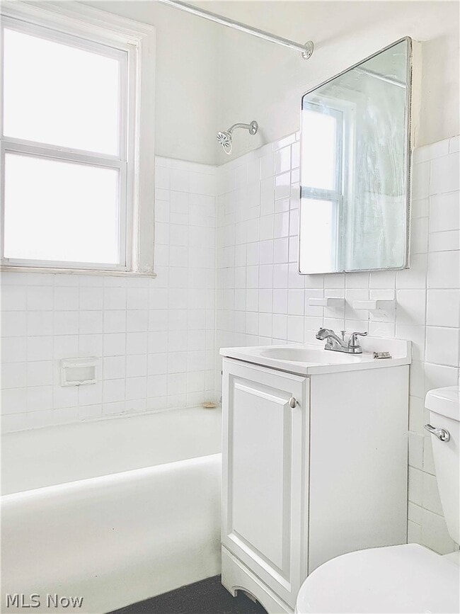 Photo - 2830 E 130th St Unit 15R