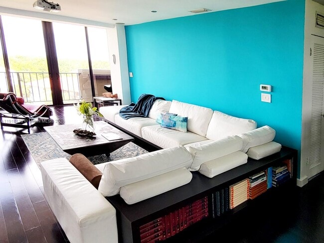 Photo - 77 Crandon Blvd Unit 10A