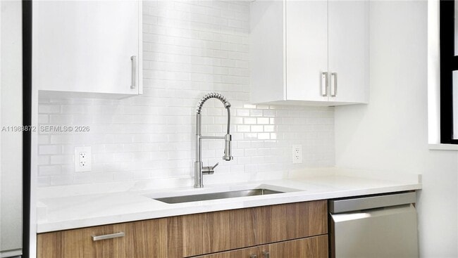 Photo - 1119 W Las Olas Blvd Unit 1