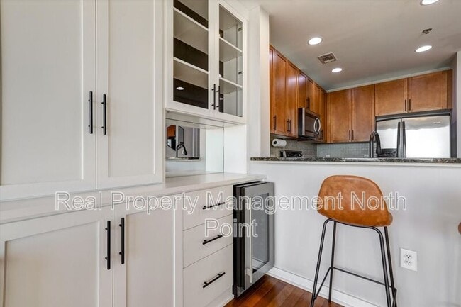 Photo - 855 Peachtree St NE