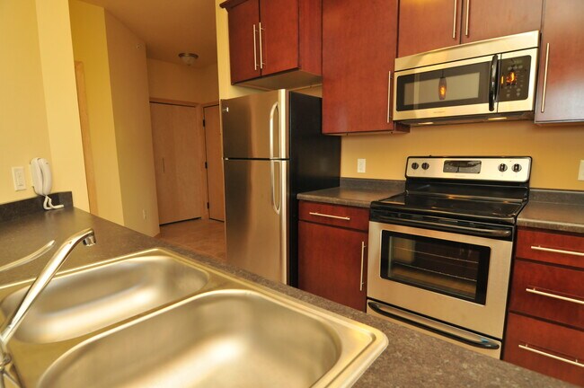 Kitchen - Baldwin Corners Apartments