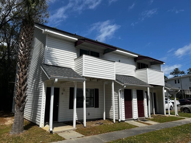 Photo - Unfurnished, One Bedroom, First Floor Condo in Myrtle Beach! Available Now!