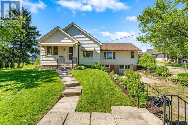 Photo - 1828 Decew Rd