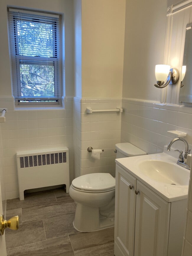 Photo - Llanfair Court Apts.