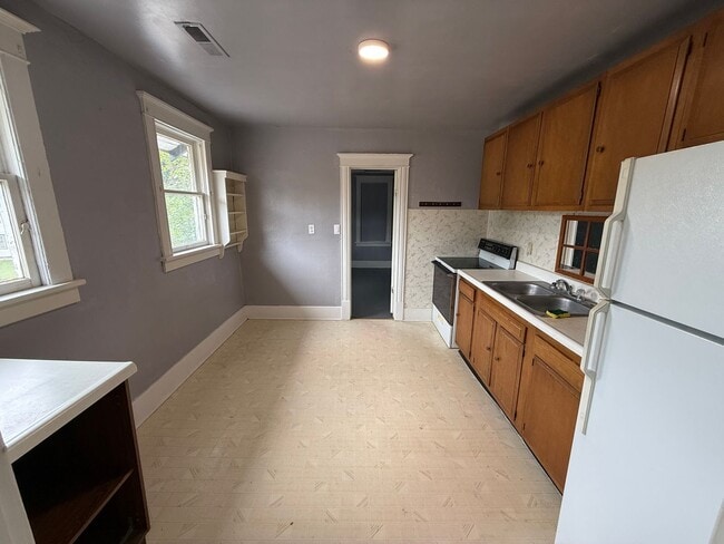 Photo - 426 1st St NW Unit #1