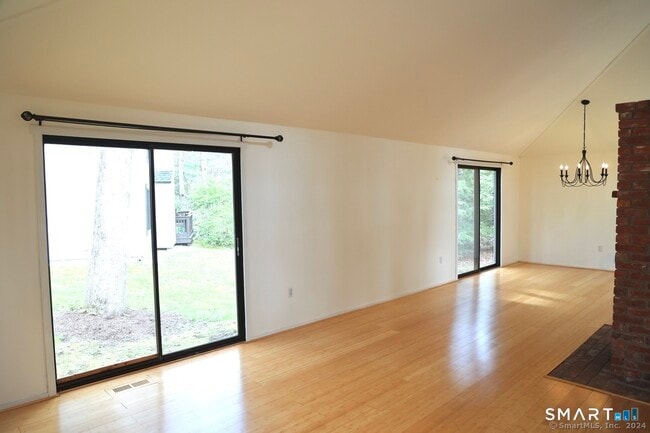 Photo - 3 Edgewood Cir