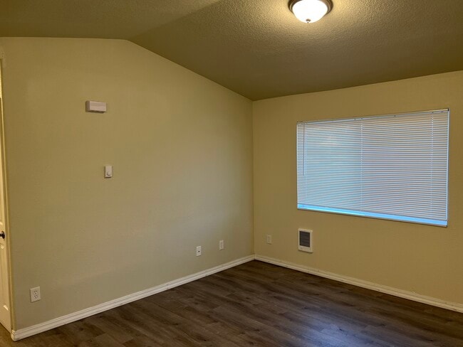 Photo - East Stark Apartments