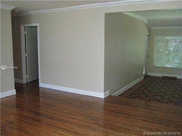 Photo - 334 Velarde Ave