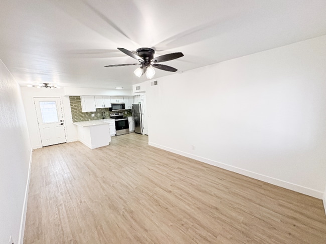 Photo - 1637 N 51st St Unit A104