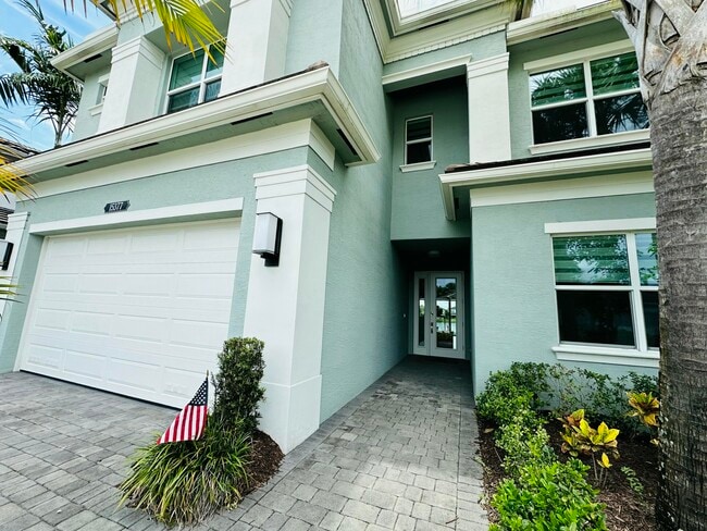 Photo - 15377 Green River Ct