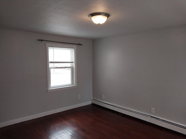 Photo - 87 Bradford St