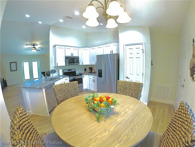 Photo - 6982 Mexican Hat Dr