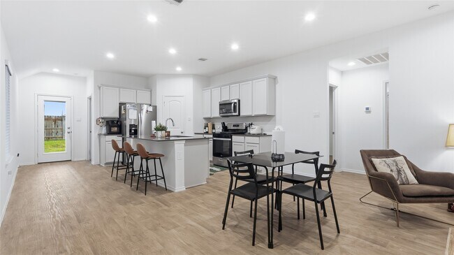 Photo - 22243 Florence Spgs Dr