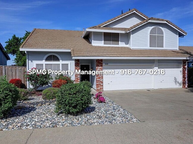 Photo - Beautiful 4BR/3BA Home in Rocklin 3-Car Garage & Low-Maintenance Backyard