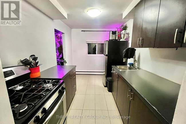 Photo - 23 McClary Ave Unité 17