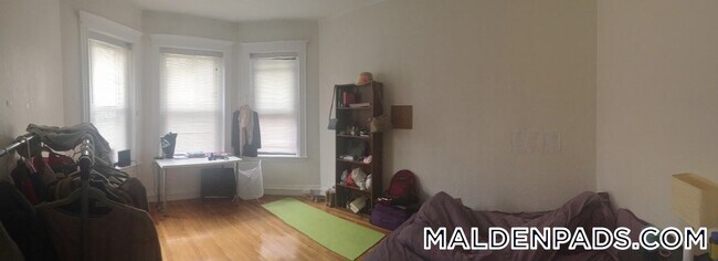 Photo - 17-19-19 Washington St S Unit 102