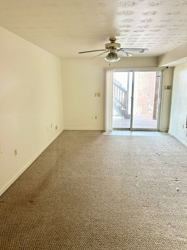 Photo - 1543 S Charles St Unit 1543 S Charles St Apt 2