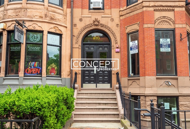 Building Photo - 270 Newbury St Unit 1CP