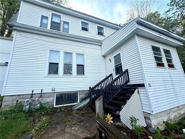 Building Photo - 78 Chedell Pl