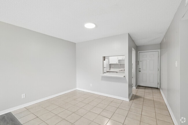 Unit 3 - 2BR, 1BA - 950SF - Dining Room