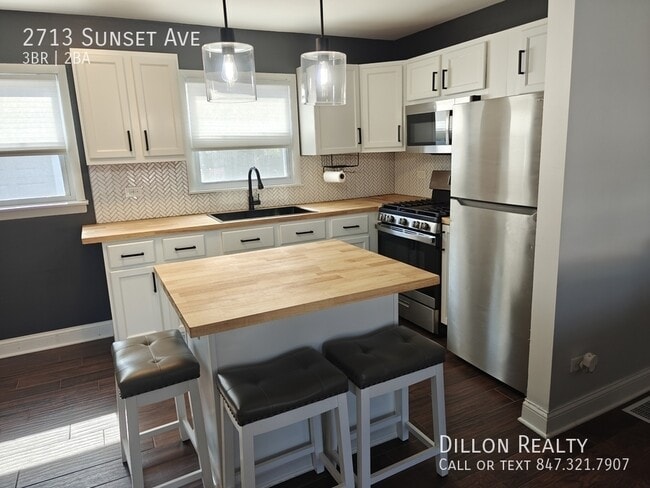 Photo - 2713 Sunset Ave
