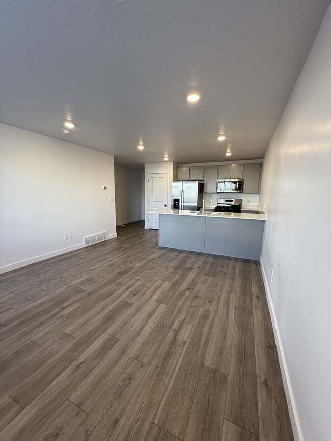 Photo - Townhome in Provo, UT