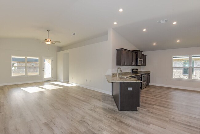 Photo - 4 Bedroom/2 Bath
