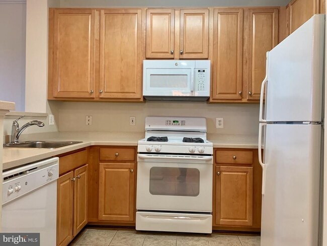 Photo - 12001 Market St Unidad 261