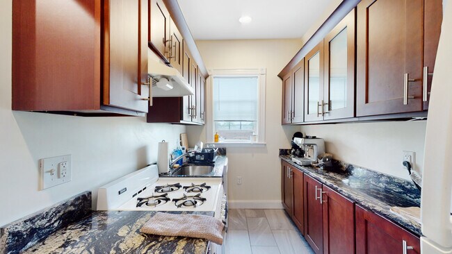 51 Glenville Ave Unit 1