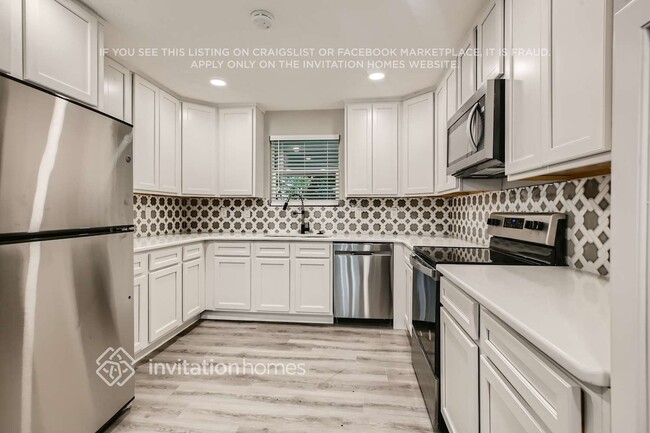 Photo - 11093 Mandarin Station Dr E