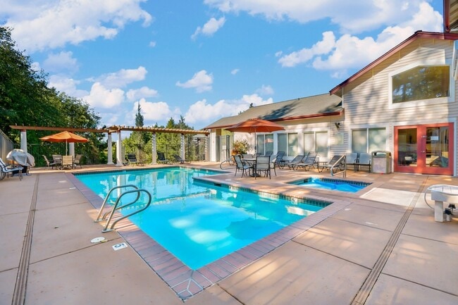 Pool - 3910 243rd Pl SE Unit A202