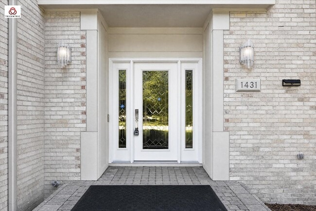 Photo - 1431 Provincial Dr